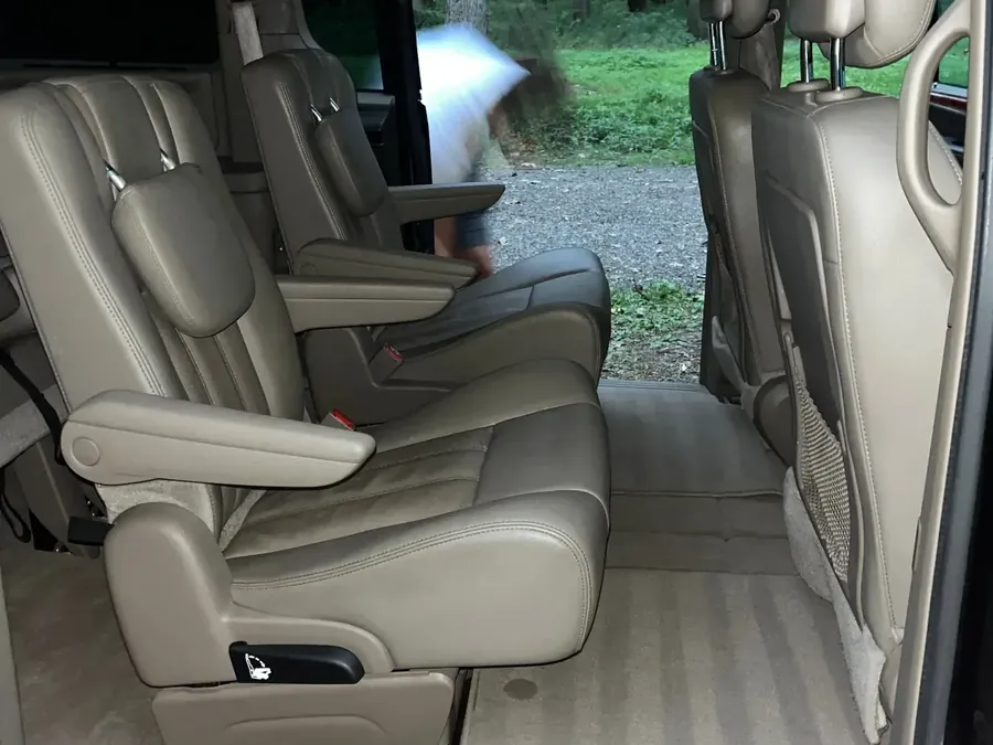 Minivan cabin cleaned throughout